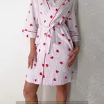 Жіночий халат на поясі з малюнком 