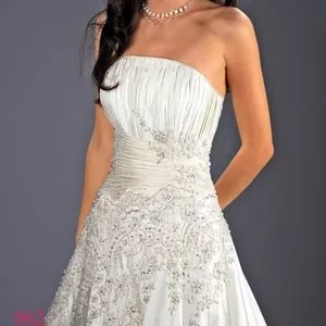 Белоснежное свадебное платье Rosalli в идеальном состоянии