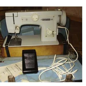 Продам машинку швейную бытовую 