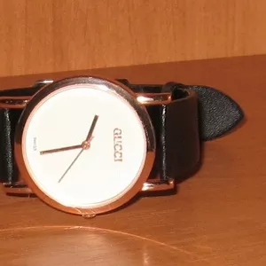 Продам наручные часы GUCCI   200 грн