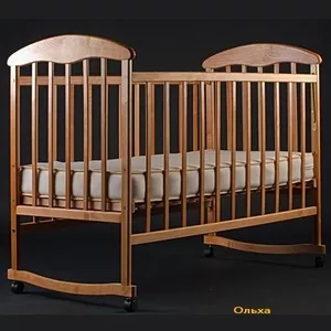 Детские кроватки для новорожденных.