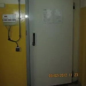 двери холодильной камеры 