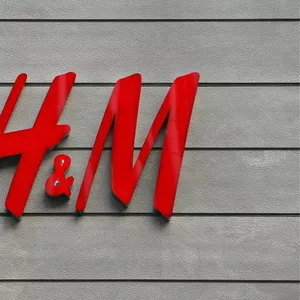 Работник на склад одежды H&M в Варшаву (Польша)