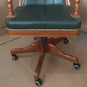 Кресло ЭмбассиVIP класса