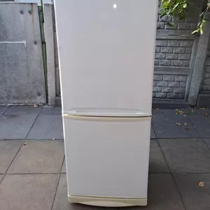 Продам двухкамерный холодильник Б/У