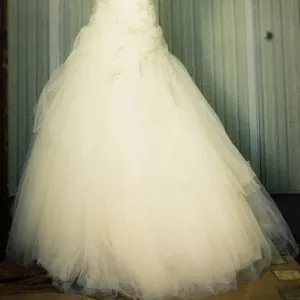 Продам свадебное платье от Benjamina Robertsa