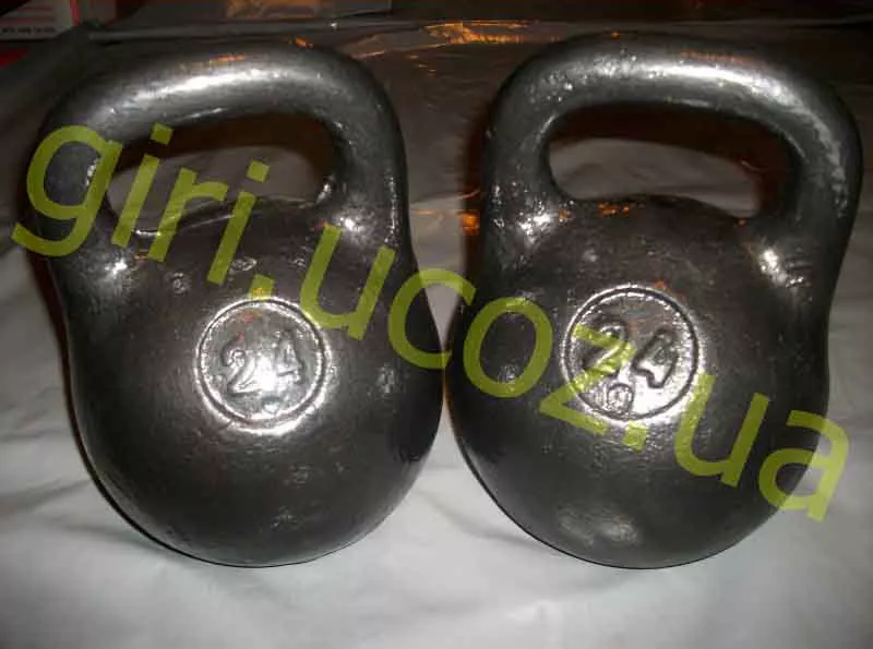 Советские спортивные чугунные литые гири 24 кг,  реставрированные