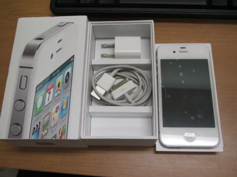  На продажу: Apple iphone 64gb 4s