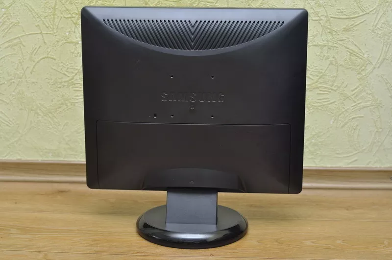 Продам монитор Samsung SyncMaster 931c в идеальном состоянии 5