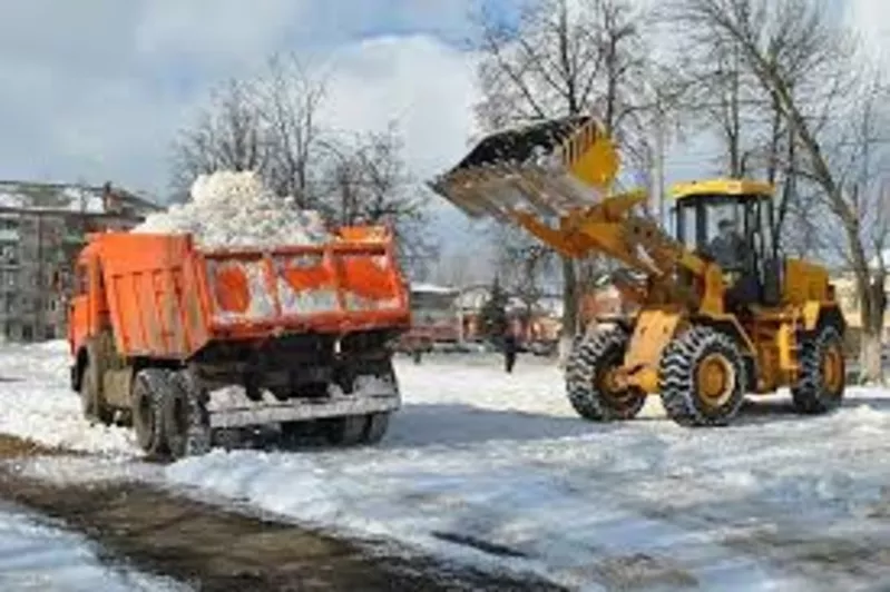 Уборка снега и территории