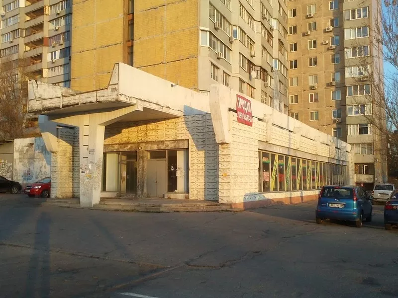 Сдам торговую площадь на ул. Малиновского 60 2