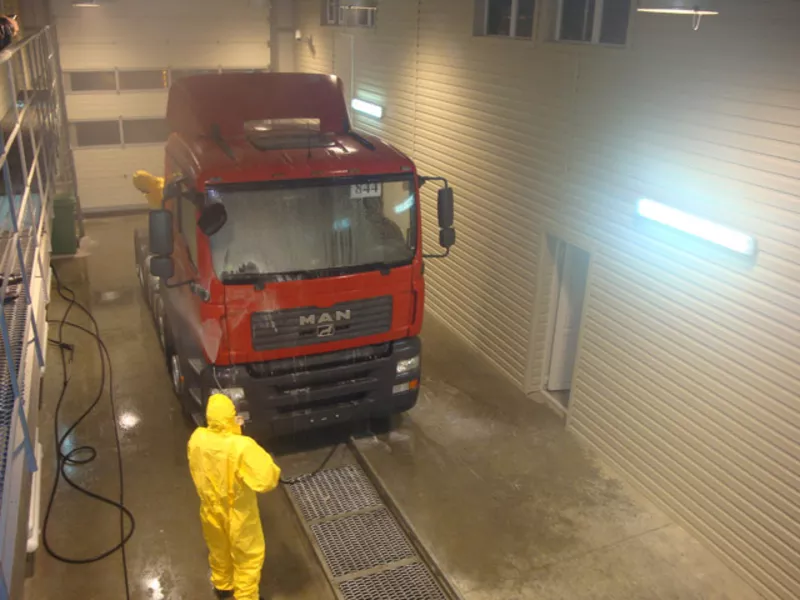 Санитарная обработка,  дезинфекция грузового автотранспорта в Днепре 3