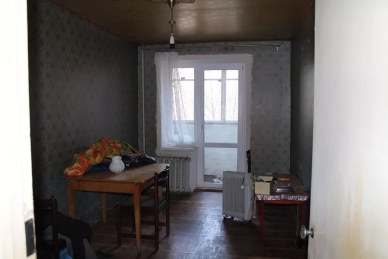 Продам 2-комнатную квартиру на Тополе-1