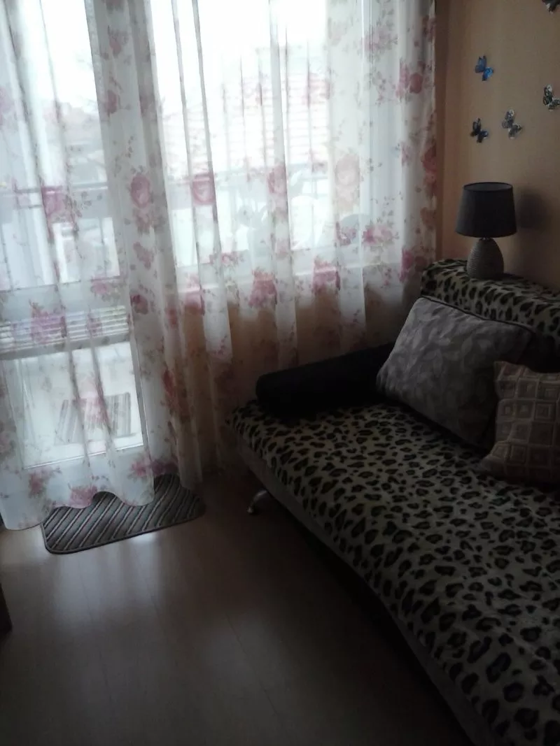 Продаю недорого 2-х комнатную в престижном квартале Бургаса( Болгария) 3