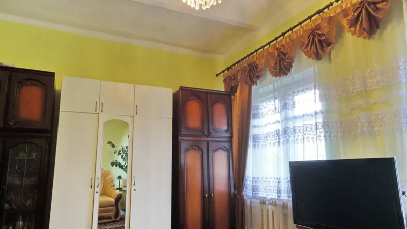 Продам 2 комнатную квартиру пр.Петровского р-н Варуса. 2