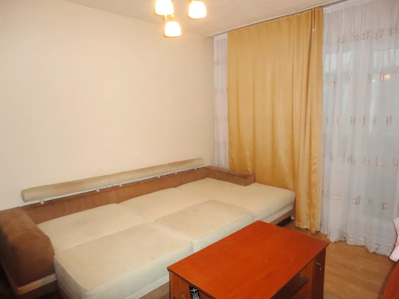 Продам 1 комнатную квартиру с ремонтом на ж/м Тополь-1