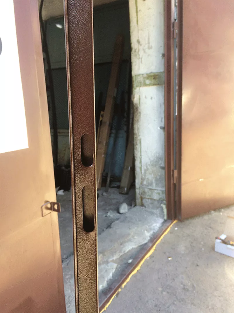 Входные металлические двери  2
