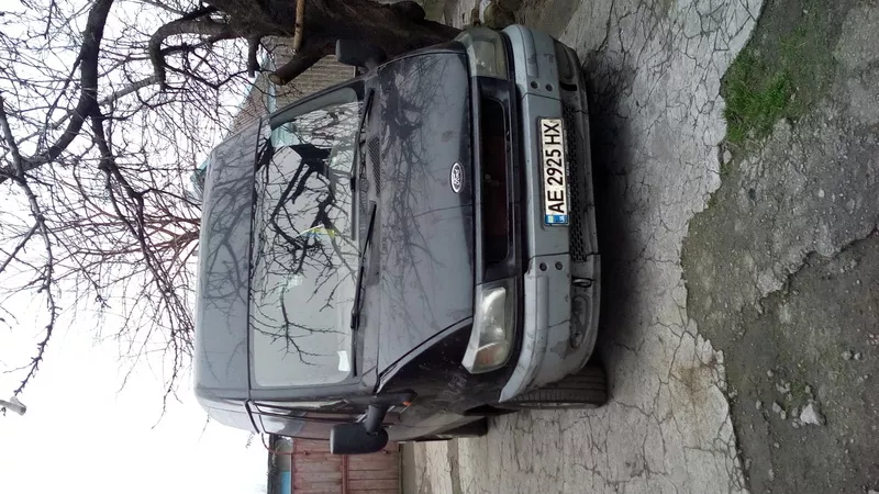 Перевозки Форд-Транзит по городу и области,  можно и по Украине
