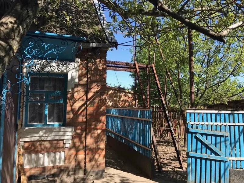 Продам дом в живописном месте в центре села Капуловка  2