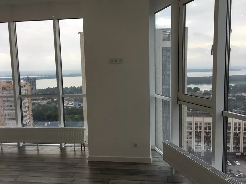 Продам квартиру в жк.Панорама 83м.с ремонтом.1400$м. 3