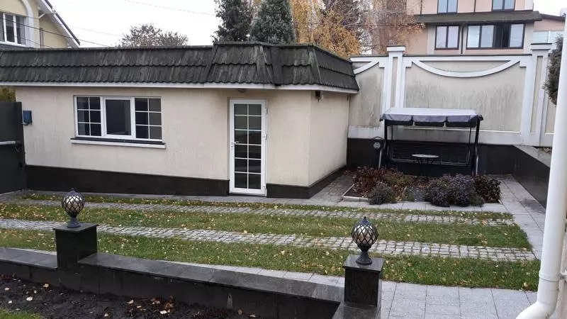 Продается уютный дом в центре Днепра  3