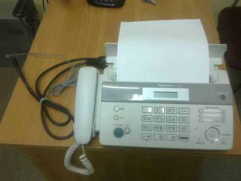Продам в новом состоянии Телефон факс Panasonic Kx-ft982 White 2
