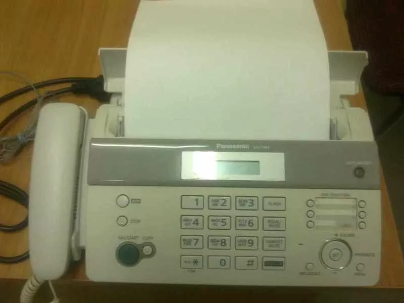 Продам в новом состоянии Телефон факс Panasonic Kx-ft982 White 5
