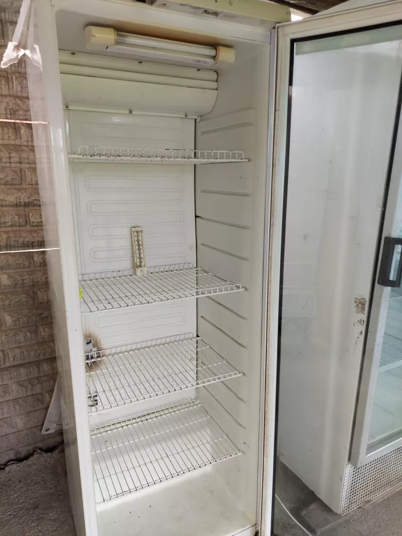 Холодильные витрины шкафы однодверные для напитков б/у Запорожье 4