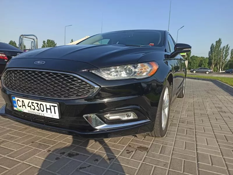 Продам авто Ford Fusion Awd 2016,  комплектация SE,  Днепр