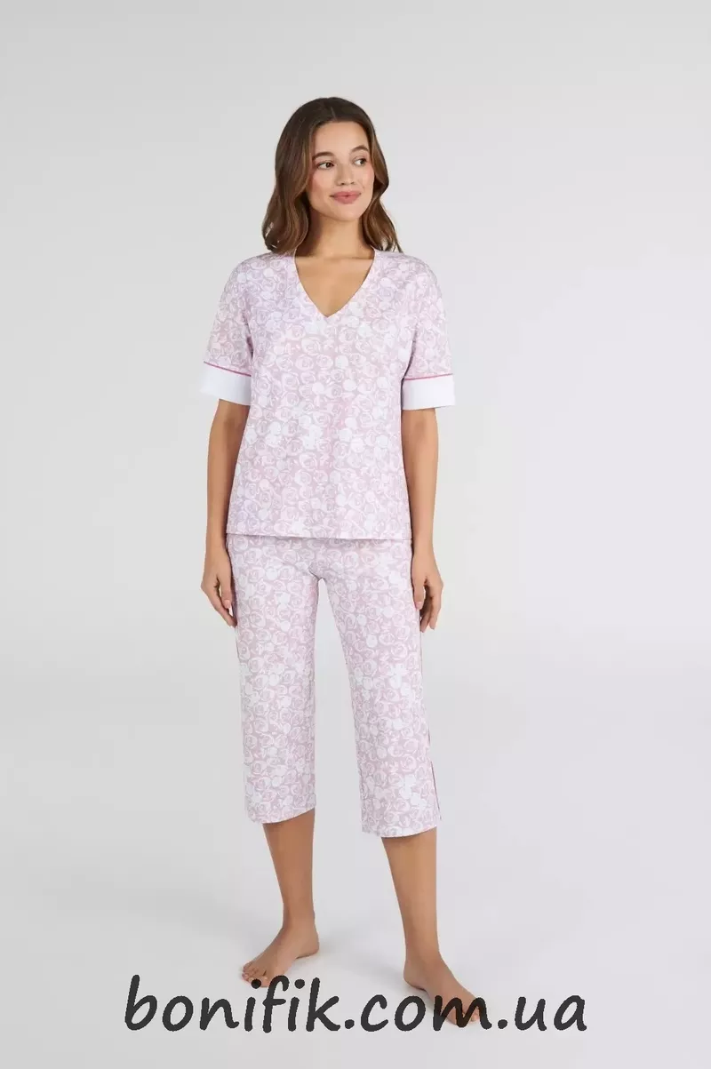 Комплект жіночої піжами з малюнком (футболка+бриджі) Roselyn (арт. LPK