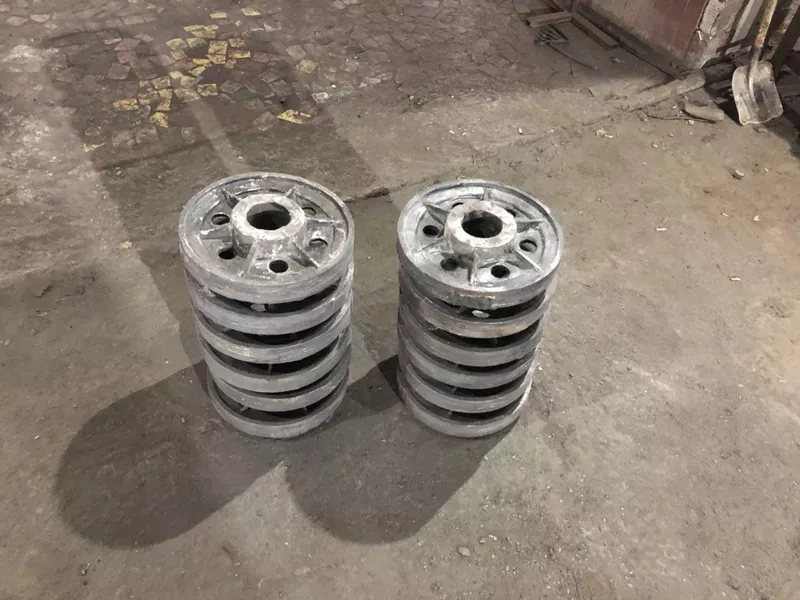 Лиття деталей,  термічна та механічна обробка 4