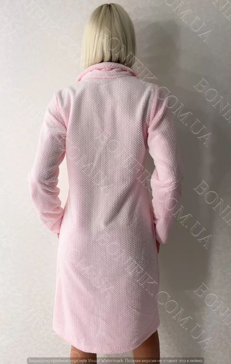 Жіночий рожевий халат із велсофту 