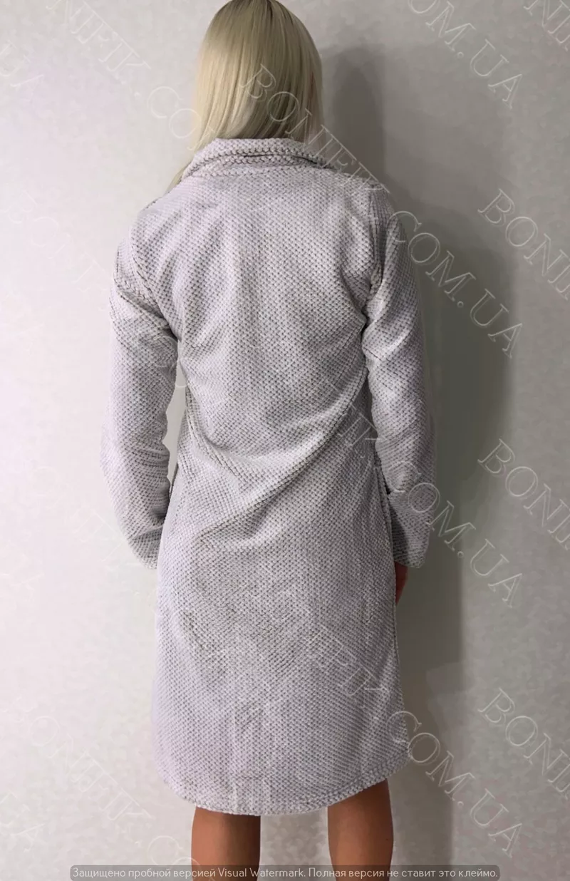 Жіночий домашній халат на блискавці 