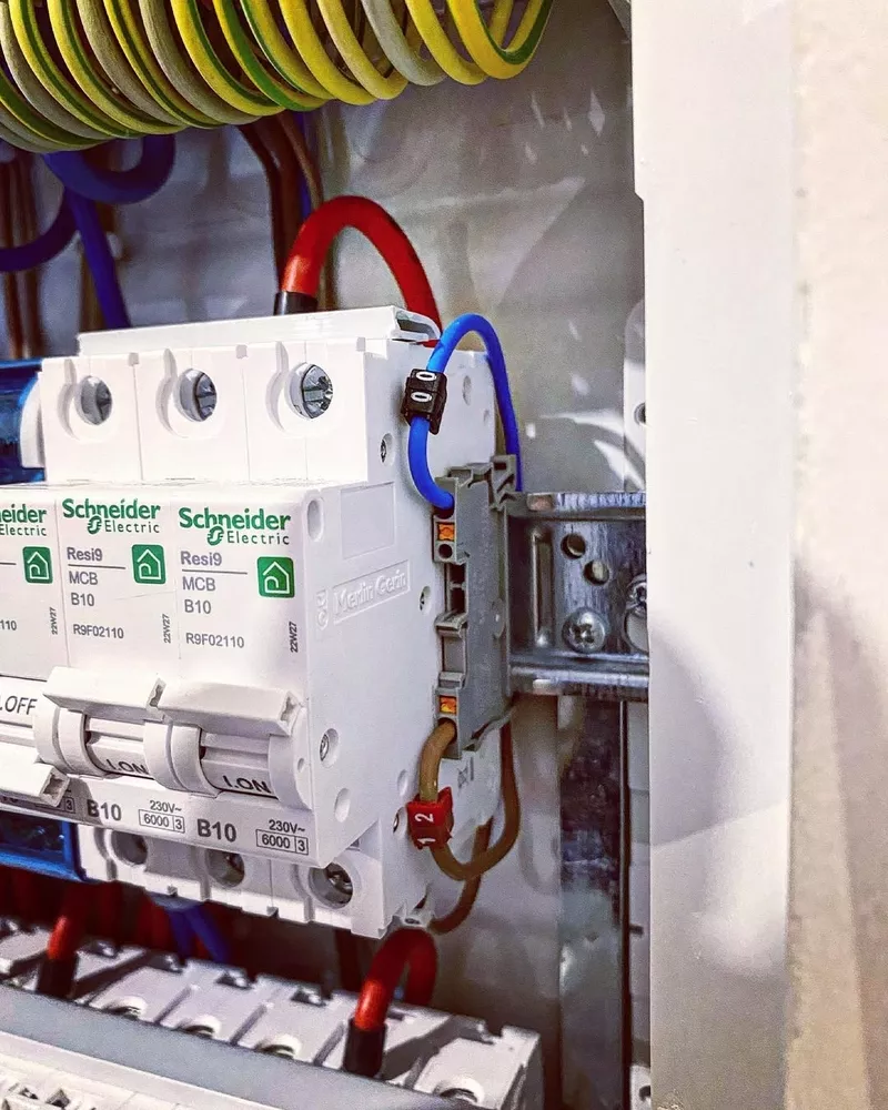 Профессиональный электрик Кривой Рог 8