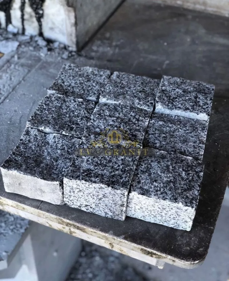 Памятники з граніту,  граніт оптом від LV-Granit 5
