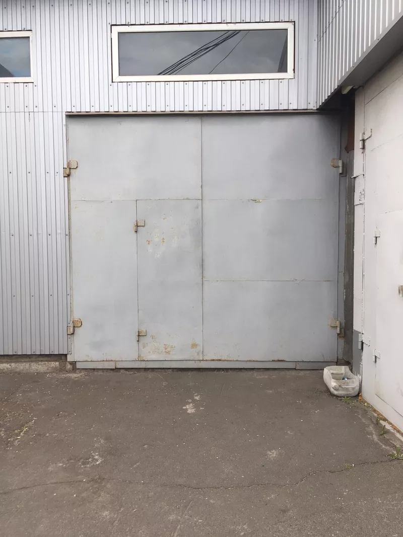 Здається в оренду приміщення 80 м кв під СТО або склад в Крівому Розі 2