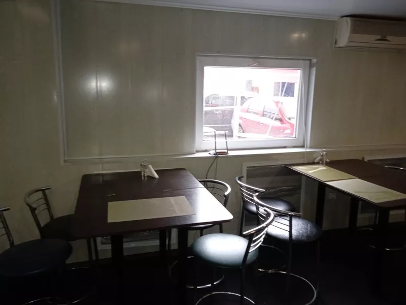 Здається в оренду кафе в атомобільному комплексу р-н Автовокзал Кривий 6