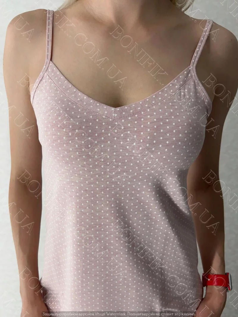 Нічна сорочка на тонкій бретелі 