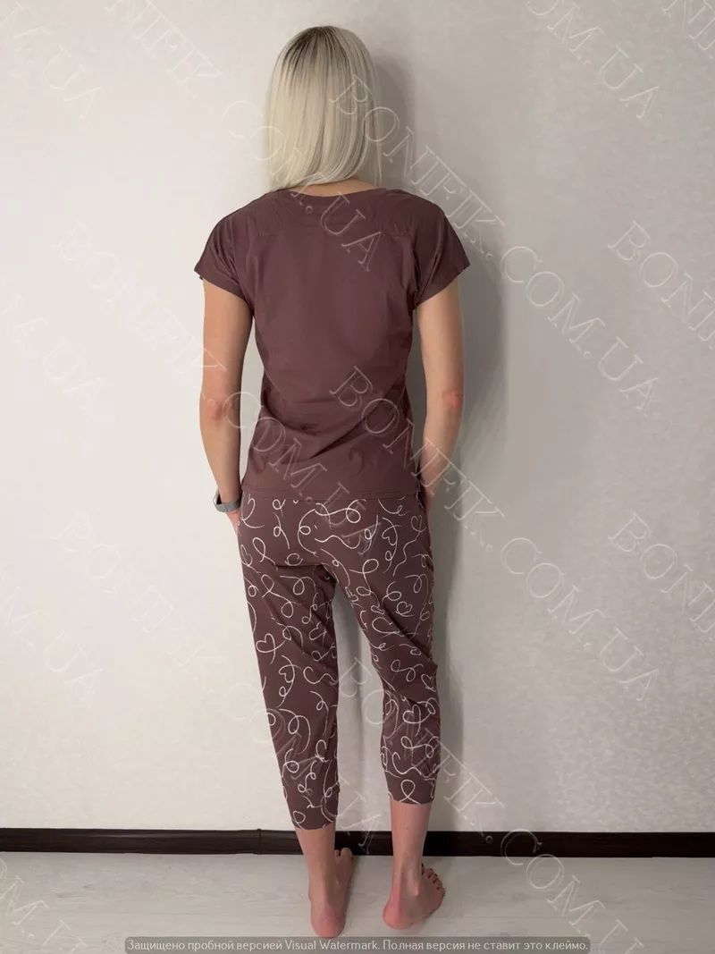 Піжама з футболкою та бриджами 