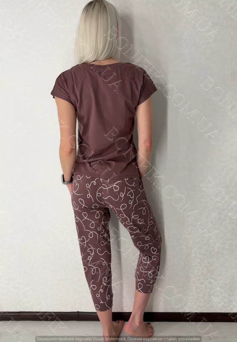 Піжама з футболкою та бриджами 