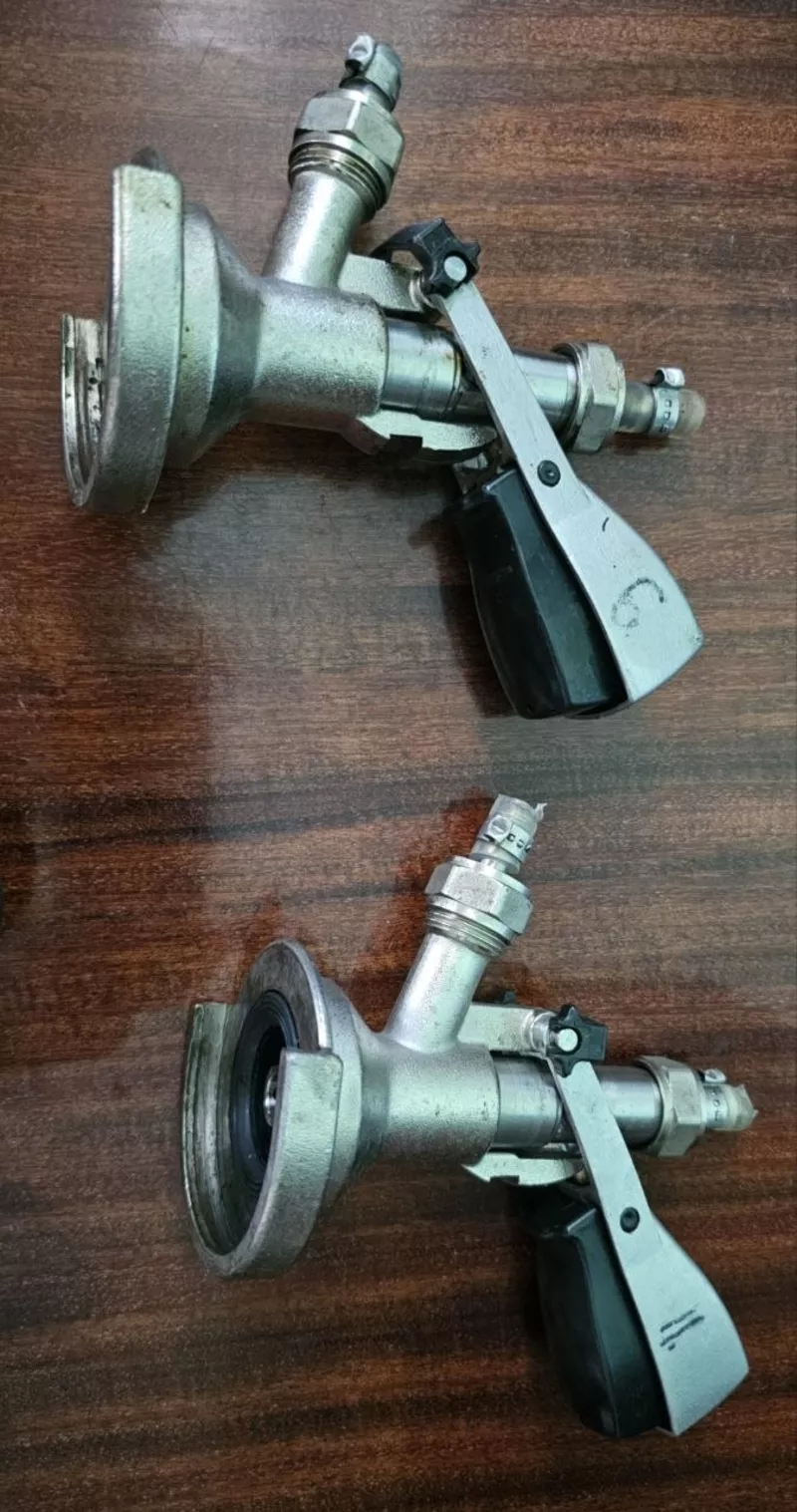 Продам пивні клешні, крани, редуктор, промивочний бачок, кеги. 6