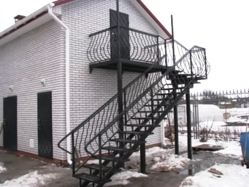 Лестницы для дома - изготовление и монтаж .Днепропетровск 8