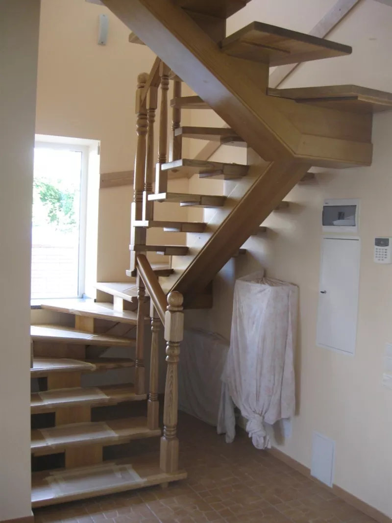 Лестницы для дома - изготовление и монтаж .Днепропетровск 10