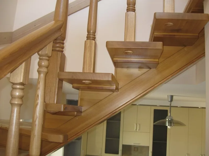 Лестницы для дома - изготовление и монтаж .Днепропетровск 11