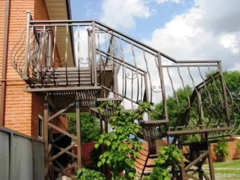 Лестницы для дома - изготовление и монтаж .Днепропетровск 13