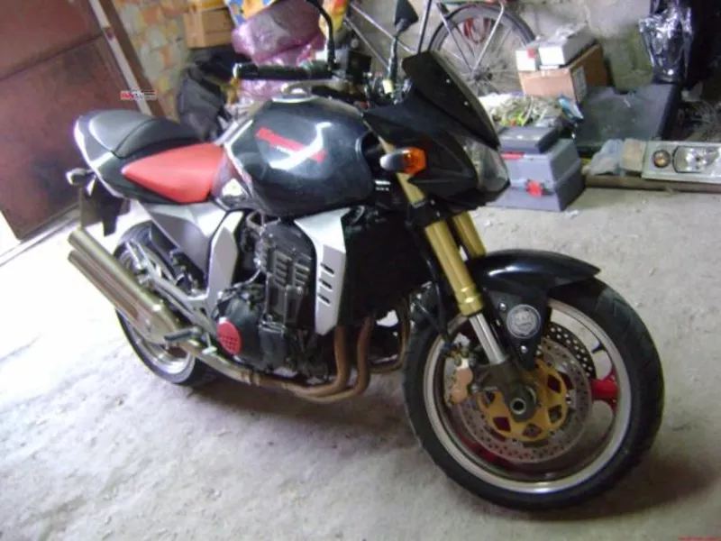 Продам мотоцикл KAWASAKI Z1000